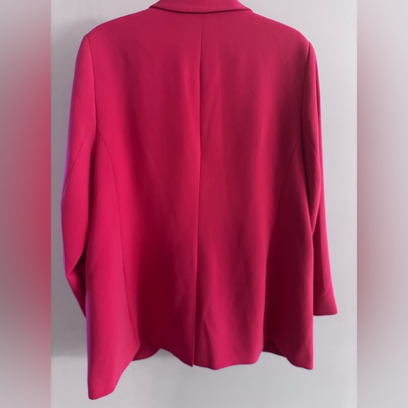 Women's Pink Blazer - Picture 2 of 5